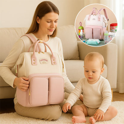 Maman et bebe avec sac a langer rose multifonctionnel 